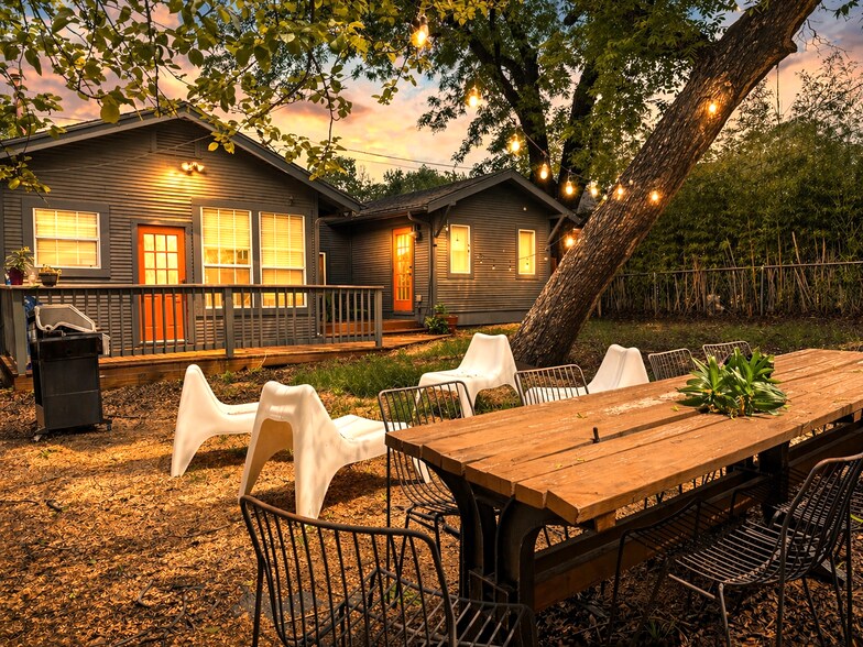 Building Photo - 326 Queen Anne Ct