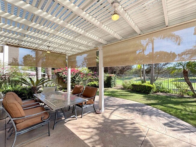 Building Photo - Beautiful & Spacious 5BD/3BA House in East...