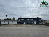 Building Photo - 2605 S Barnette St