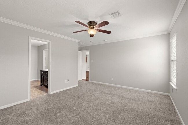 Building Photo - 15403 Harris Canyon Ln