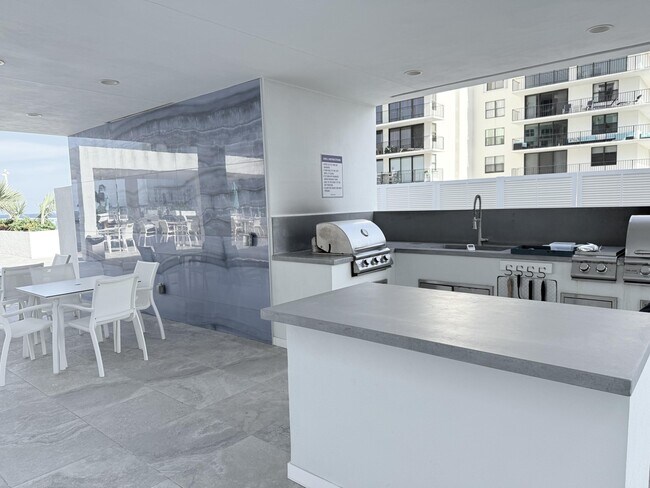 Building Photo - 3450 S Ocean Blvd