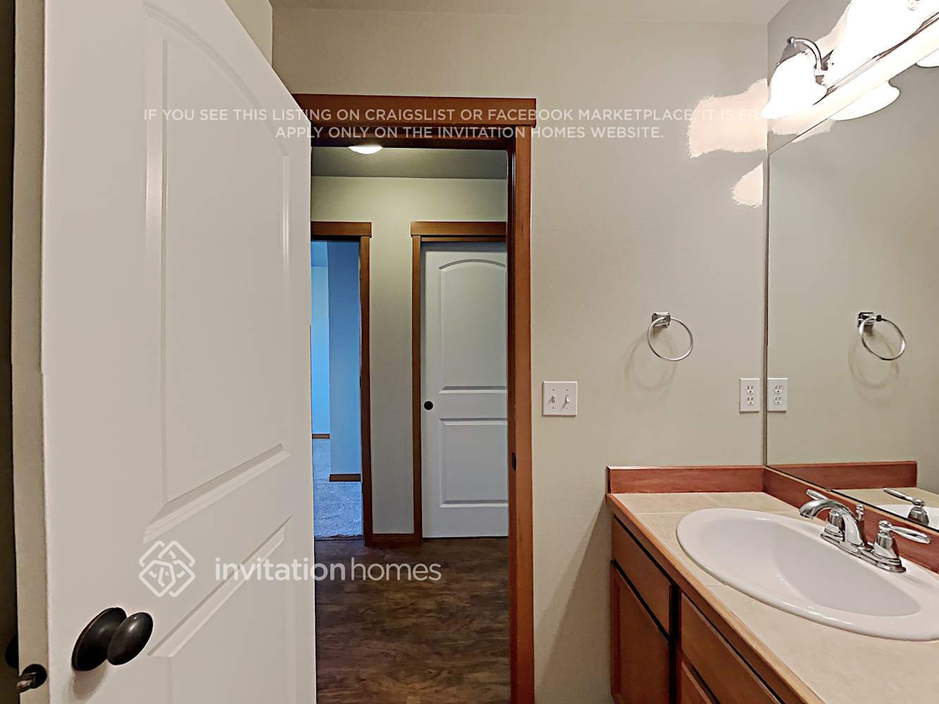 Building Photo - 10016 13th Dr SE