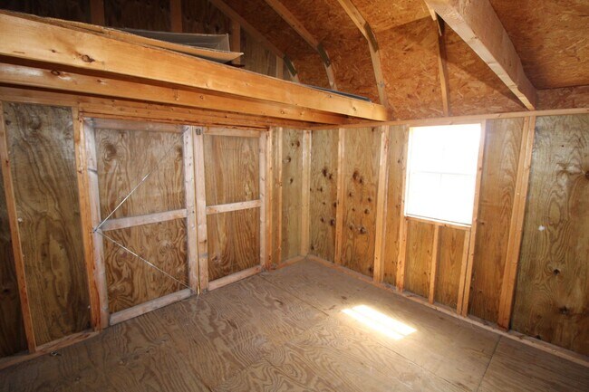 Building Photo - 4508 SE 77th St