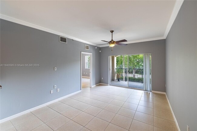Building Photo - 6020 W Sample Rd