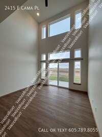 Building Photo - 2415 Cama Pl
