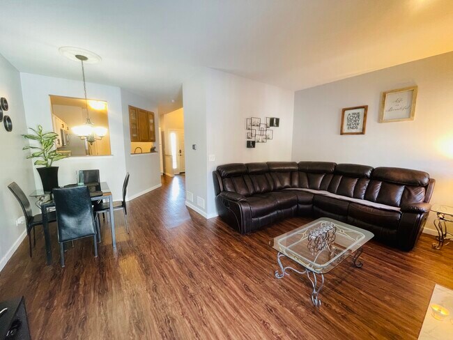 Building Photo - 1385 Redbridge Ct