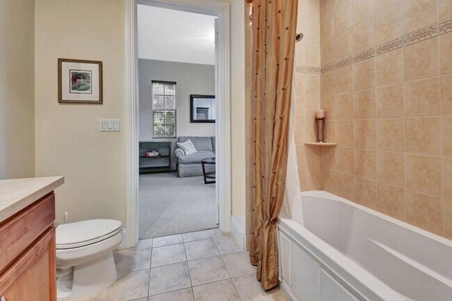 Building Photo - 3120 E Latitude Cir