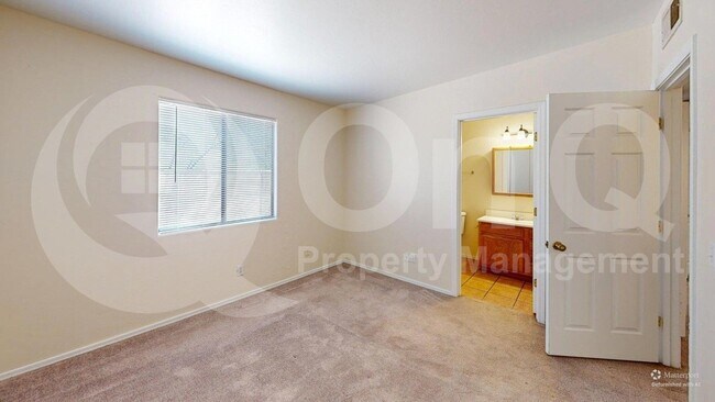 Building Photo - 4009 N Stone Ave