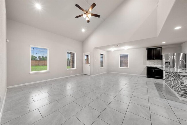 Building Photo - 29806 Breakwater Dr