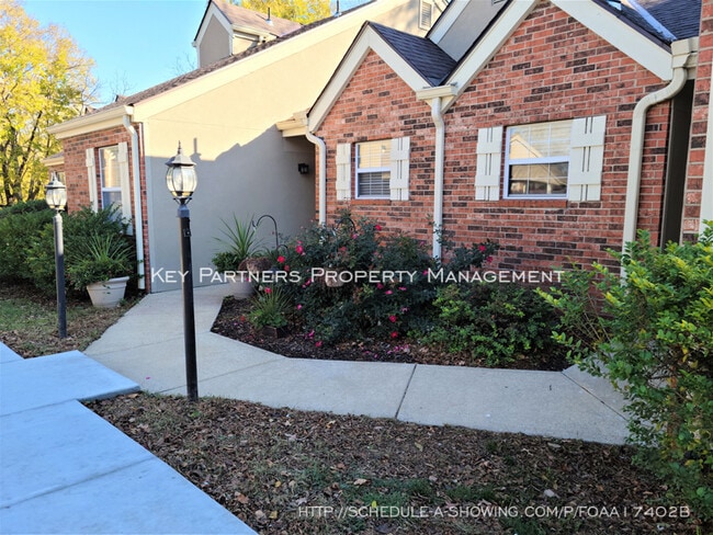 Building Photo - 6823 W 76th St - 2 Bed 2 Bath Remodel!