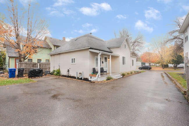 Building Photo - 385 Stryker Ave