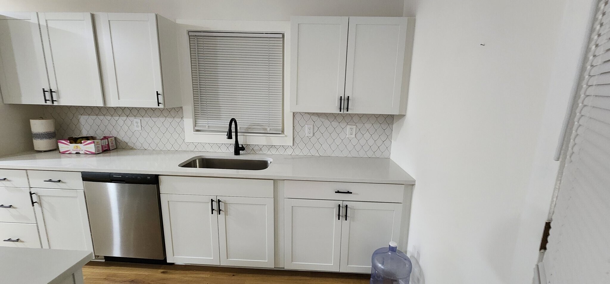 Building Photo - 3401 Windridge Dr