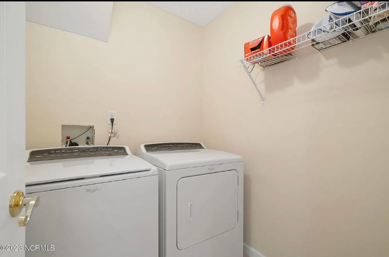 Building Photo - 106 7 Seas Dr