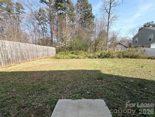 Building Photo - 6308 Pennacook Dr