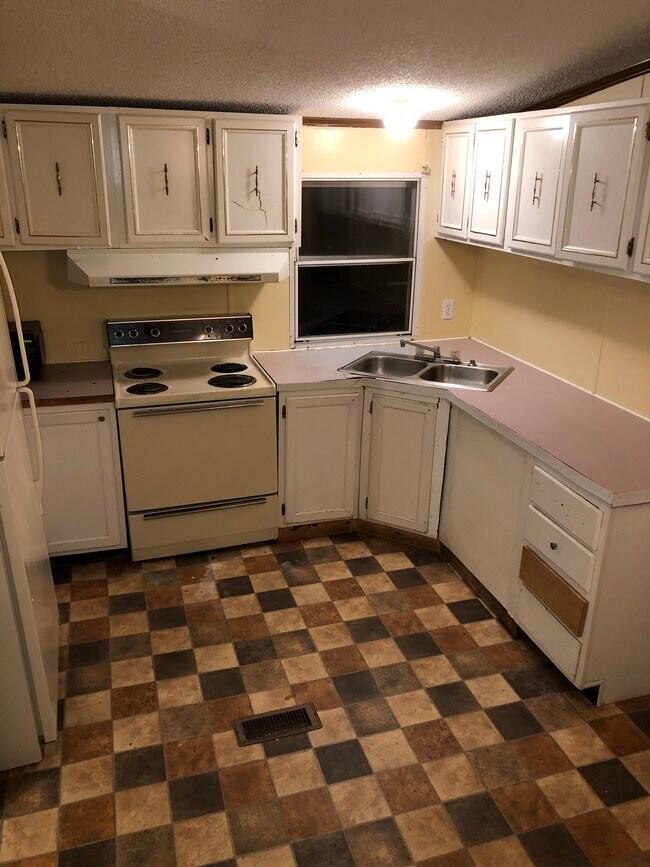 Building Photo - 317 Wood Gate Dr