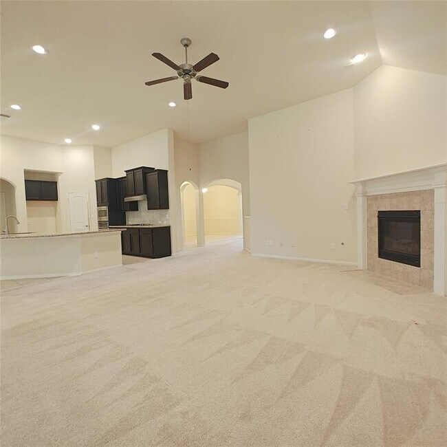Building Photo - 8922 Covington Estates Cir