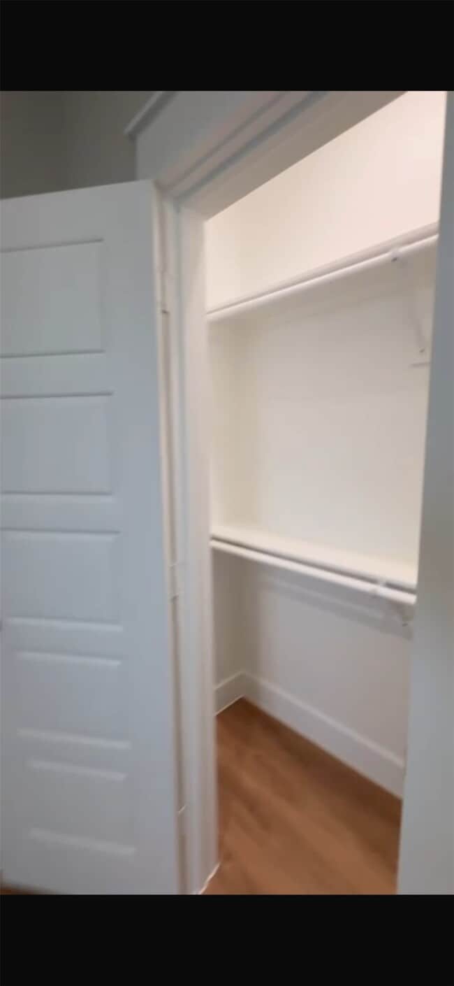 Building Photo - 204 Booker T Washington St