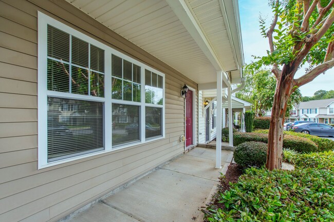 Newly Renovated 3-Bedroom Townhome in the ... - 3810 Bison Hill Lane ...