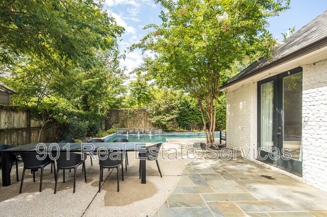 Building Photo - 299 Wilkinson Pl