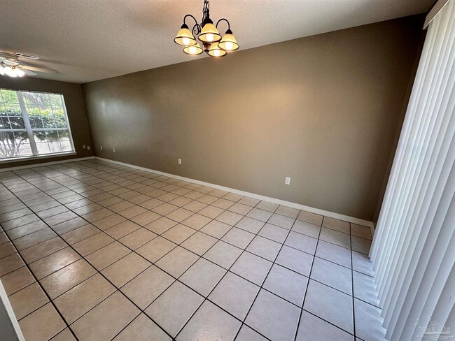 Building Photo - 5715 Cacica St