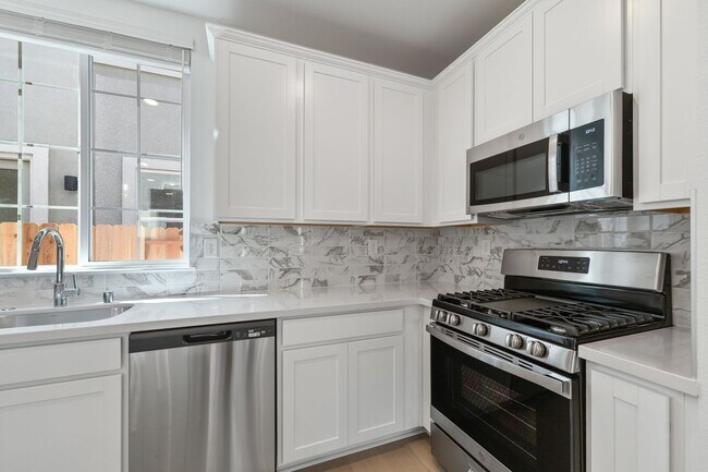 Building Photo - 465 Prosecco Wy