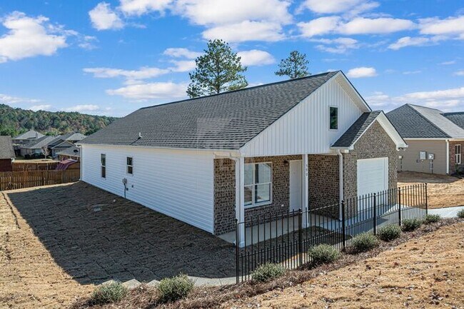 Building Photo - Celebrate Spring in Style:  Brand New Construction Home for Lease!