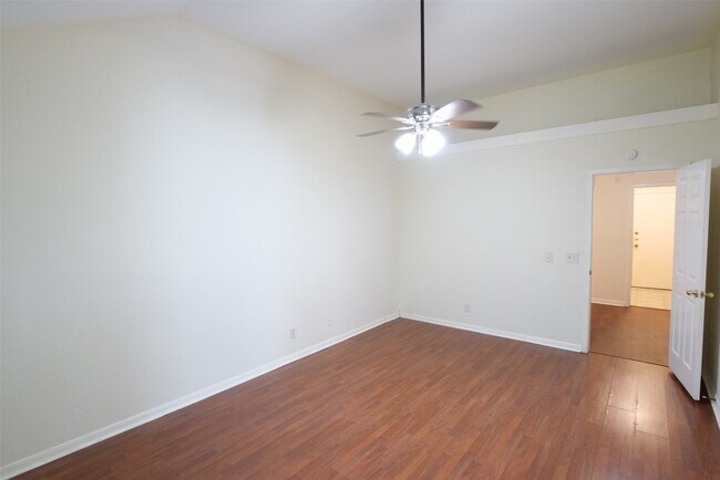 Building Photo - 1314 Hollow Ash Ln