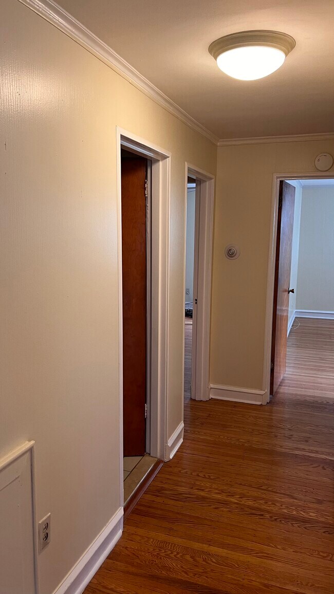 Building Photo - 7644 Fayette St