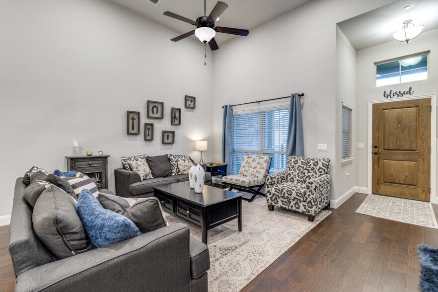 Living Area - 3770 Marigold Ln