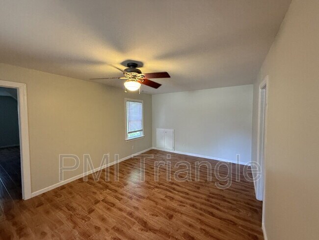Building Photo - 4301 Ellinwood Dr
