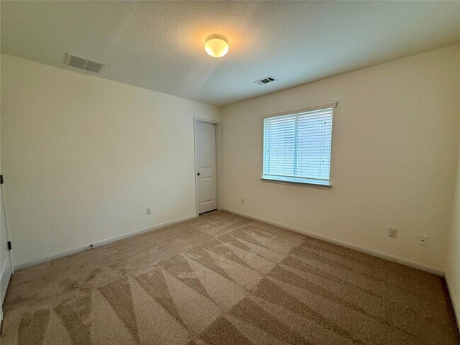 Building Photo - 19609 Drifting Meadows Dr