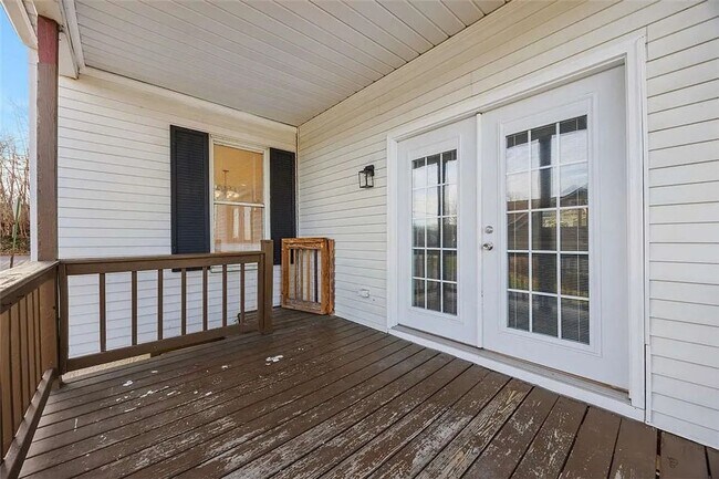Building Photo - Beautiful 3 bedroom, 2 full bathroom home for rent in the Oakland area AVAILABLE NOW!