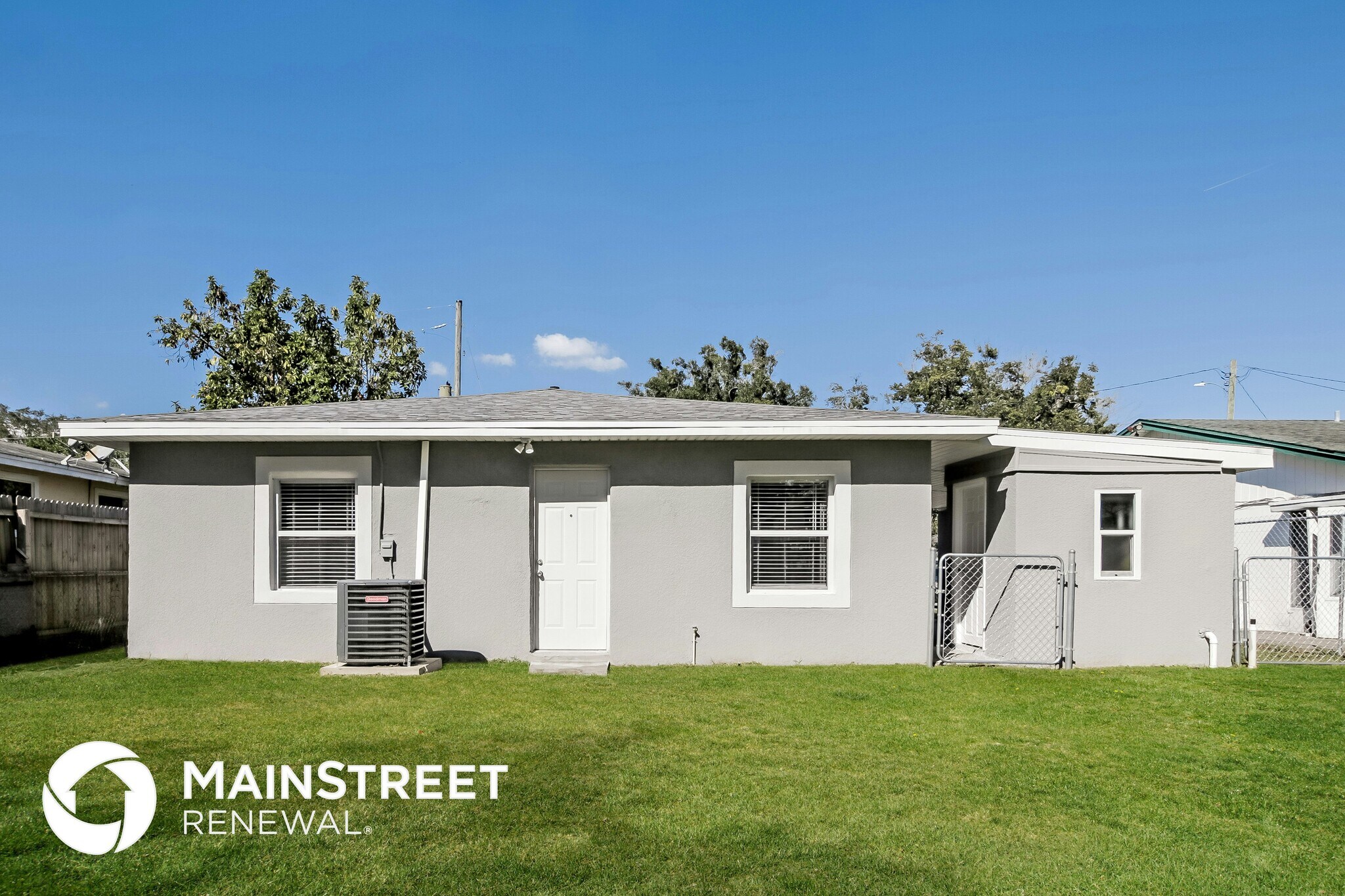 Building Photo - 4118 Minoso St