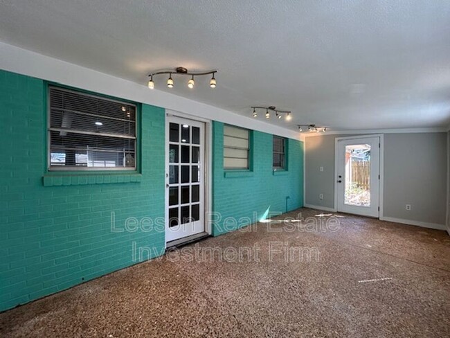 Building Photo - 2914 Bolch St