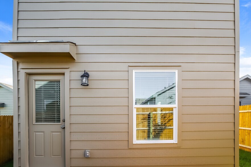 Building Photo - 20339 Andalusite Wy