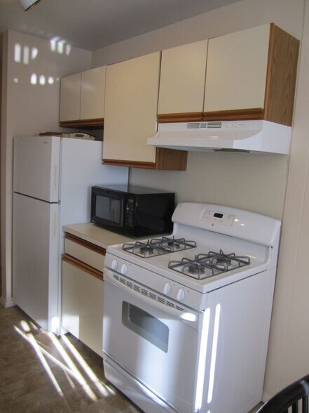 Building Photo - 322 Regency Park Dr