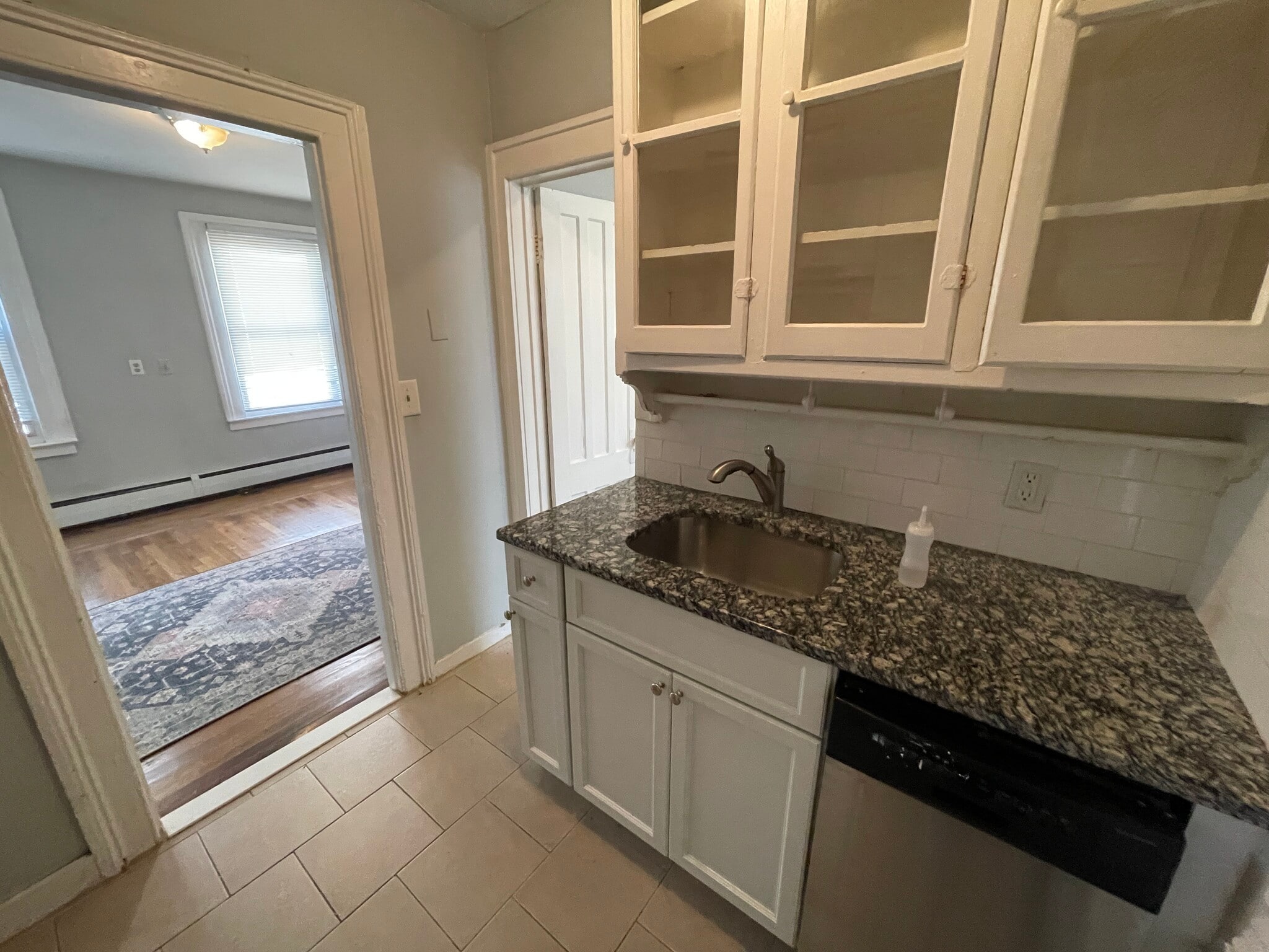 Building Photo - 35 William St