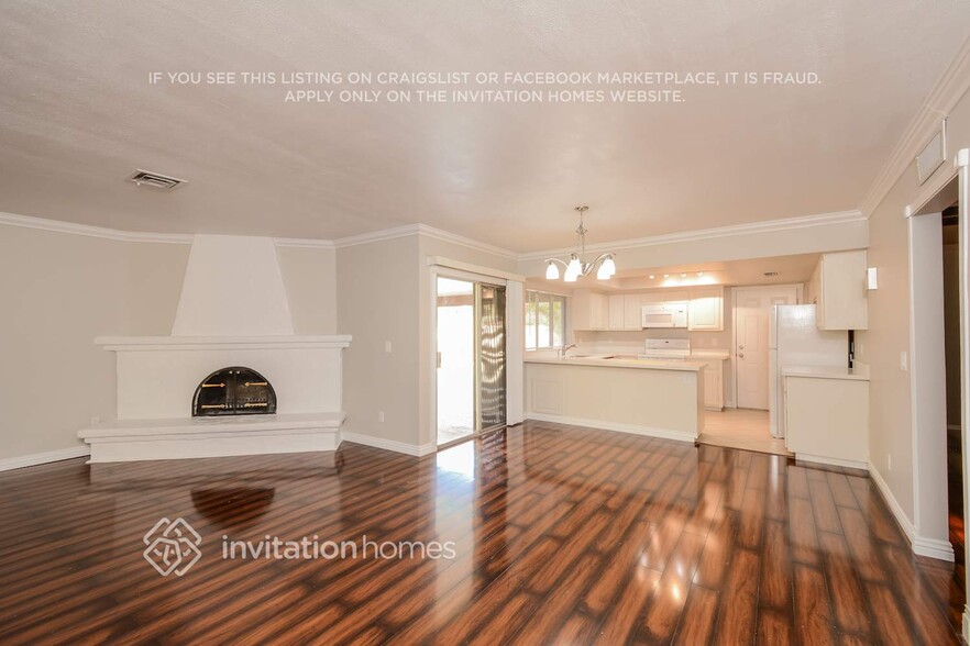 Building Photo - 5220 W Harmont Dr