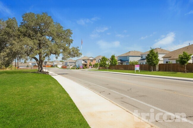 Building Photo - 13630 Paxton Blvd