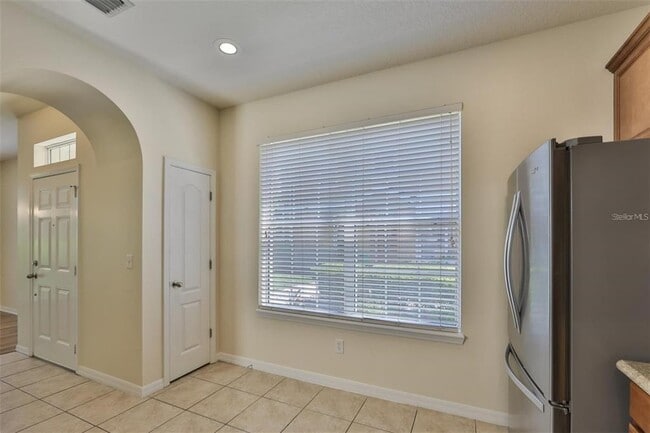 Building Photo - 7001 Interbay Blvd