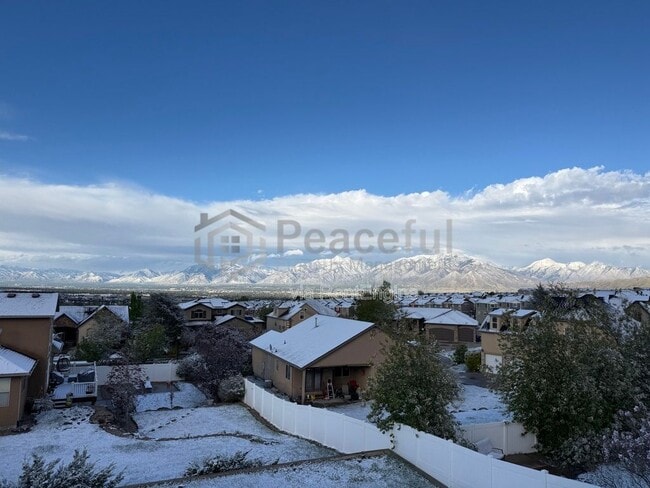 Building Photo - 5386 Emmeline Dr