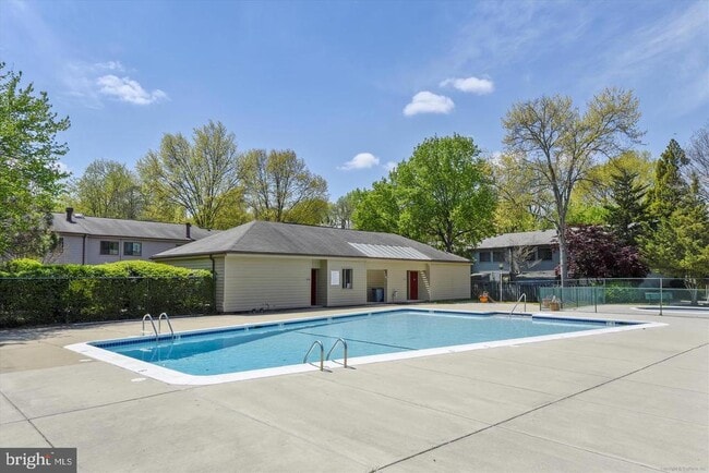 Building Photo - 1065 Cedar Ridge Ct