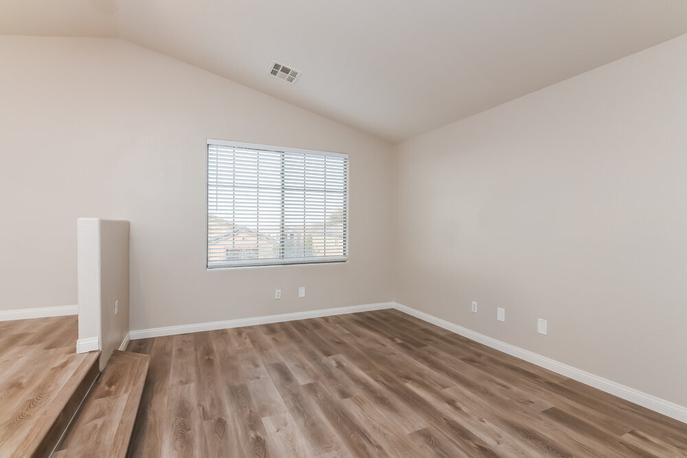 Building Photo - 328 Sweet Sugar Pine Dr