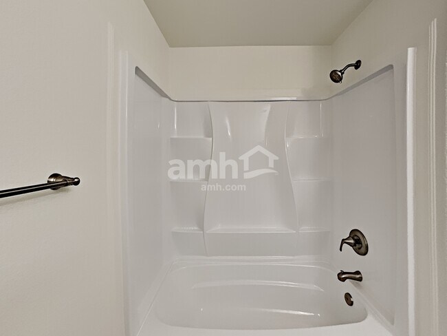 Building Photo - 4284 W Veranda St