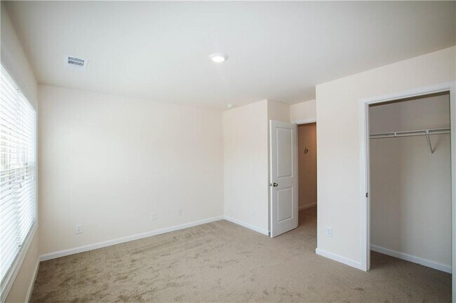 Building Photo - 4295 Almanor Cir