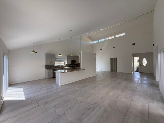 Building Photo - 21022 Madria Cir