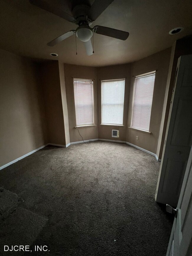 Building Photo - 3 br, 1 bath House - 309 N. 60th Street