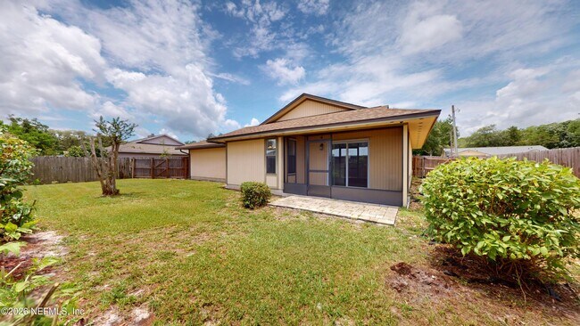 Building Photo - 111 Lobelia Rd