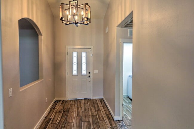 Building Photo - Madera Highlands