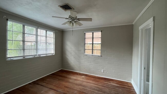 Building Photo - Three Bedroom Home in Winter Park